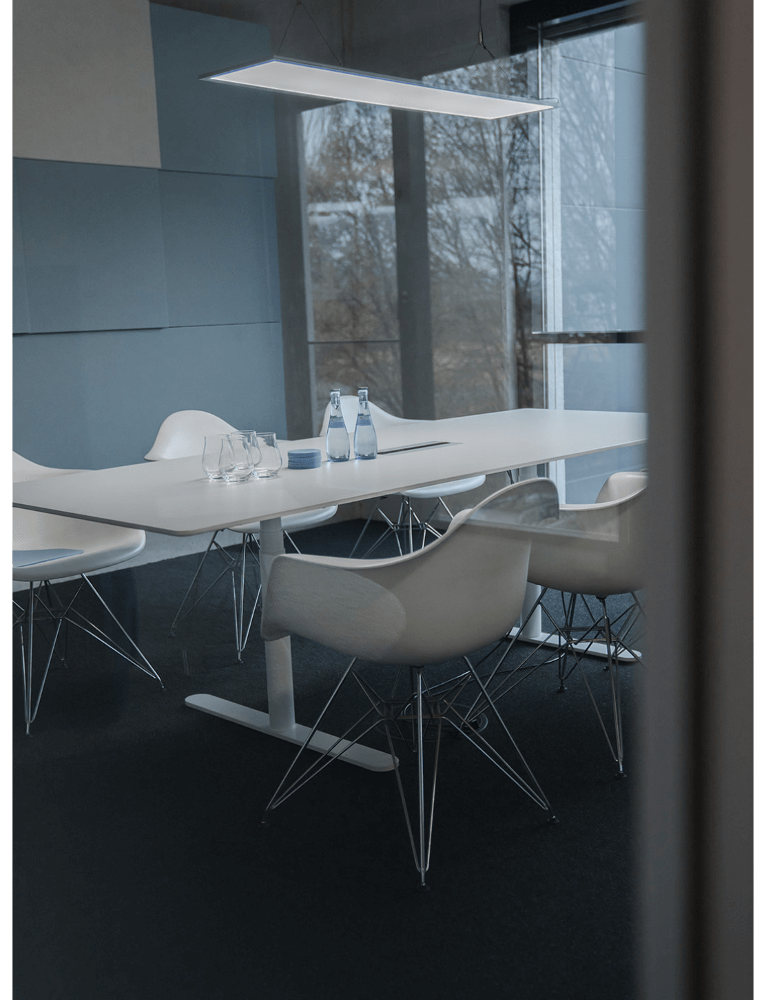 Tisch und Stuhl